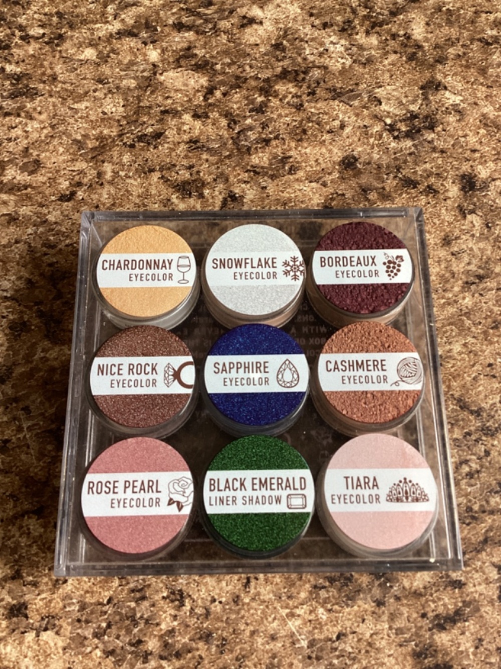 Bare Minerals Bare Pleasures Eye Shadows 9 - Picture 4 of 5